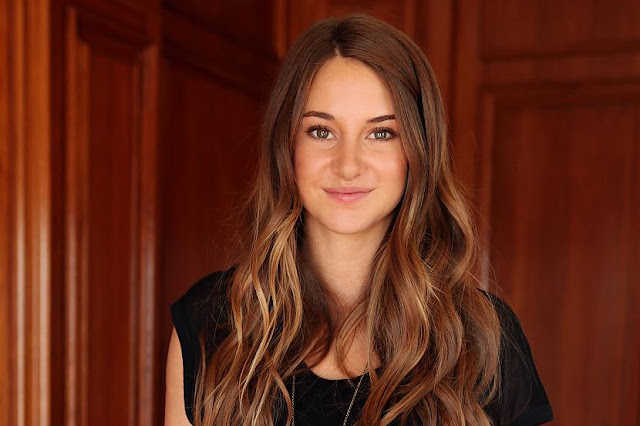 Celebridades que siguen viviendo como pobres Shailene Woodley