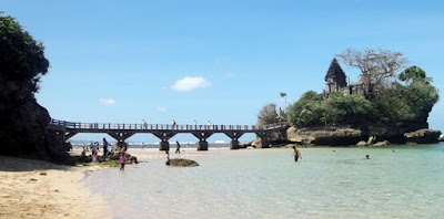 akcayatour, Pantai Balekambang, Travel Malang Semarang, Travel Semarang Malang, Wisata Malang