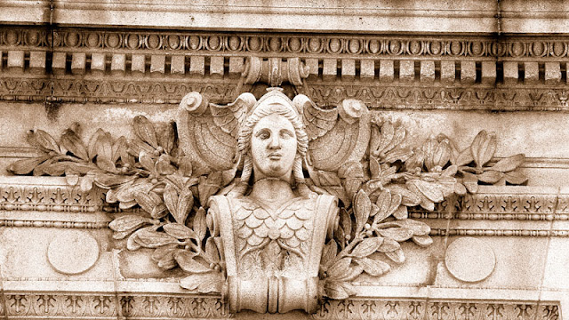 Queen Victoria Ornamentation