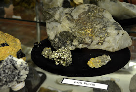 Gold and other minerals and precious metals on are display