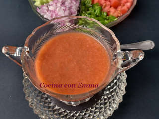 Gazpacho andaluz al estilo de Cádiz