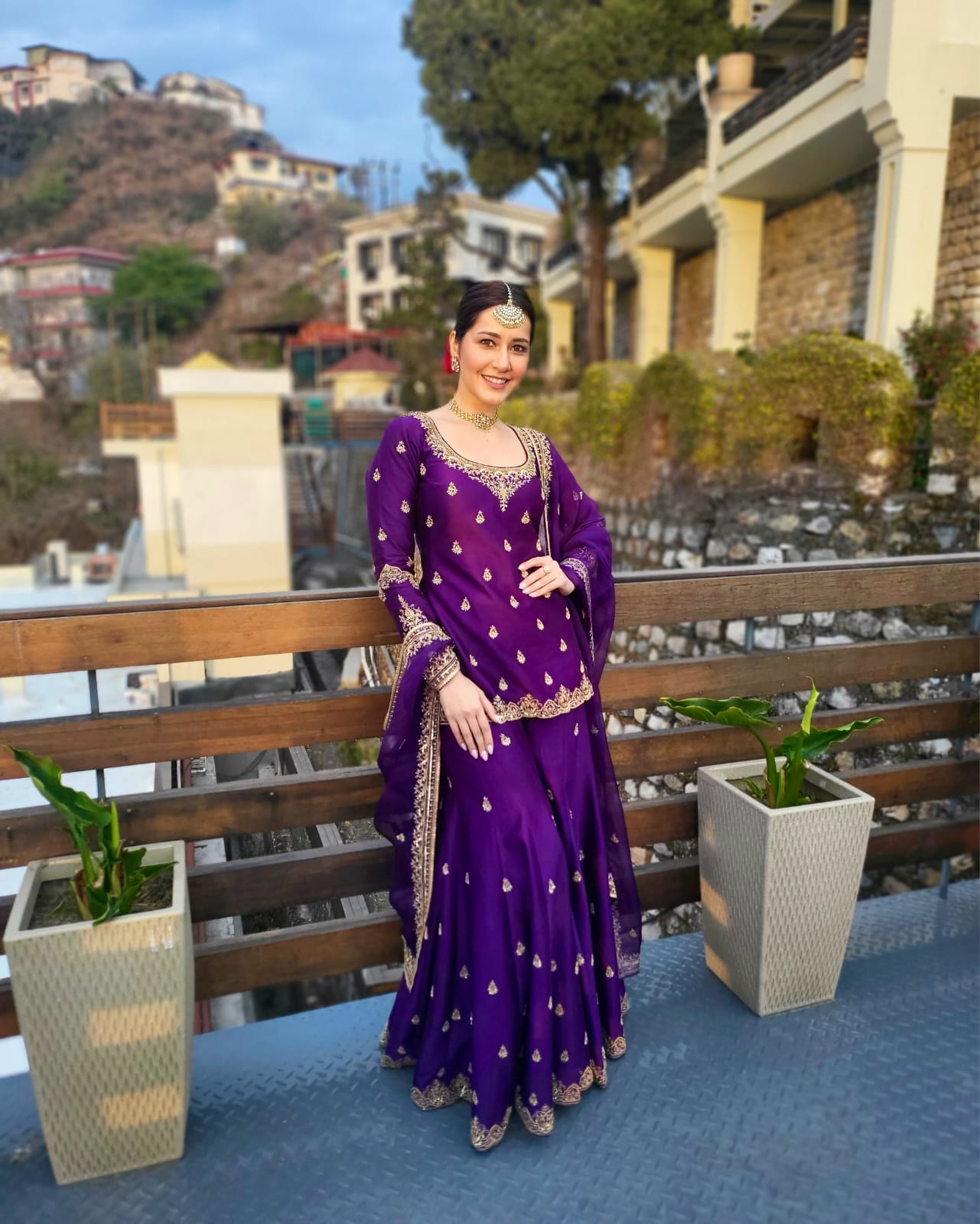 Wedding Fashion: Raashii Khanna Blossoms in Ethnic Wedding Looks