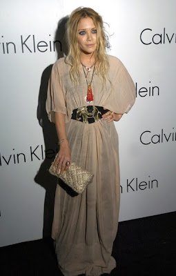 Mary-Kate Olsen Gold Pendant