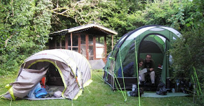 Sagging tent and super tent