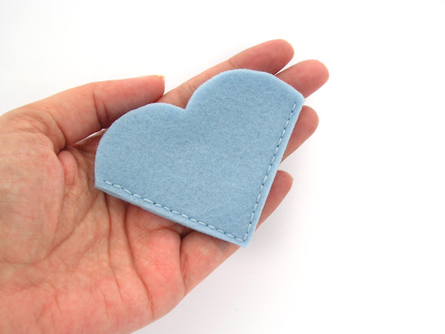 https://www.etsy.com/listing/384877792/corner-bookmark-felt-bookmark-heart?ref=shop_home_active_3