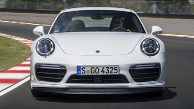 2017 Porsche 911 Turbo First Drive