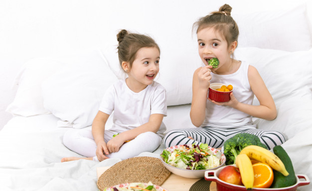 Sederet Makanan Bergizi Alami Untuk si Kecil