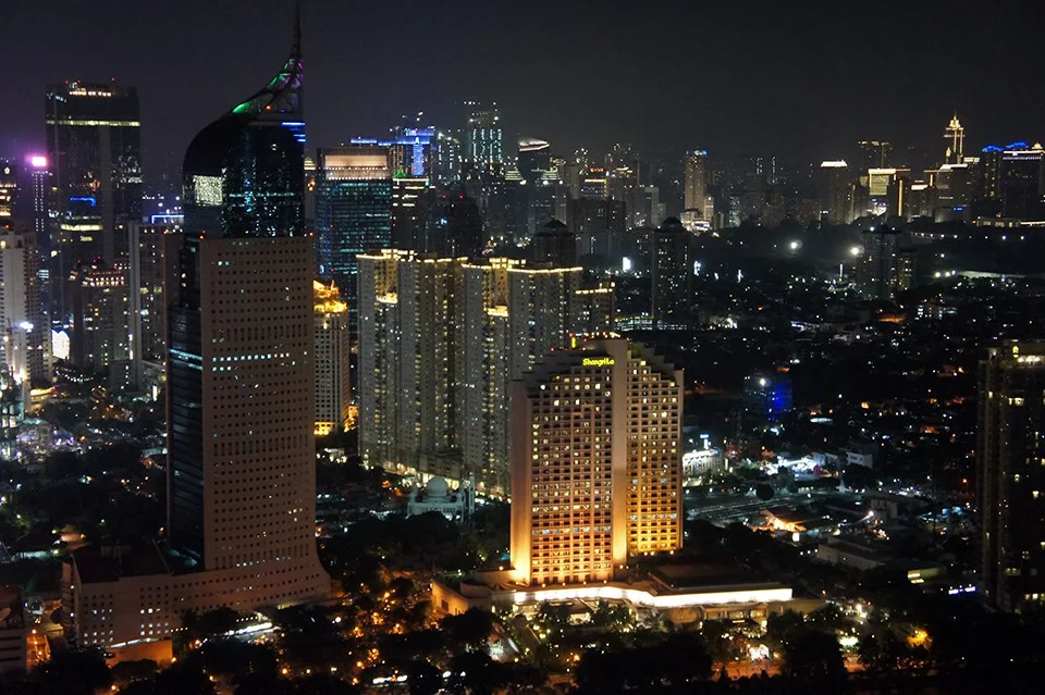 Vista nocturna de Indonesia