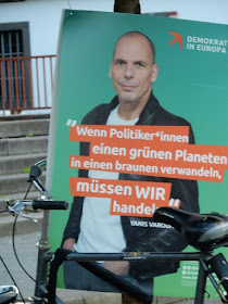 https://www.der-postillon.com/2019/05/nonsens-poster.html?m=1