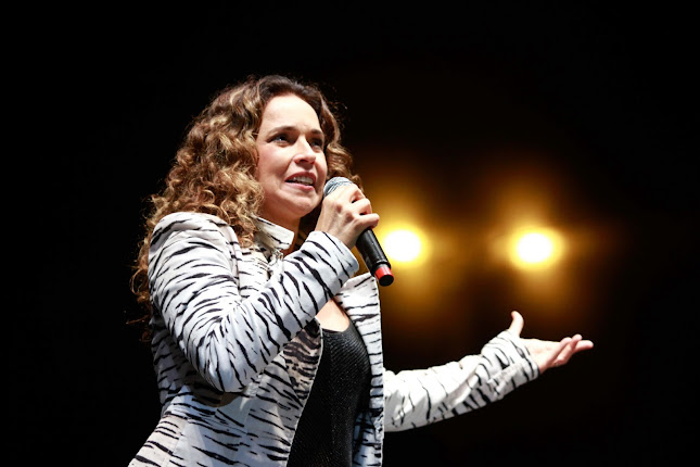 Daniela Mercury abre a Virada Cultural defendendo o impeachment de Marco Feliciano (Foto: Daia Oliver/R7)