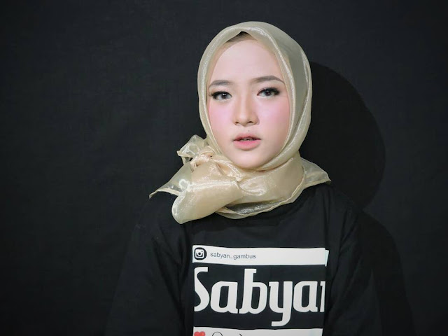 Profil Biodata Nissa Sabyan Penyanyi Suara Merdu Yuk Kepoin