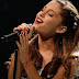 Ariana Grande canta "Popular Song" en Dancing With The Stars con MIKA