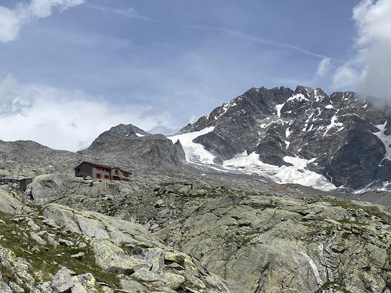 sentiero per il rifugio Ponti a Predarossa