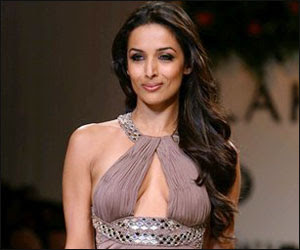 Malaika Hot Photos, Sexy Malaika Arora Khan Wallpapers, Images, Pictures Gallery