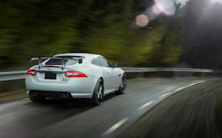 jaguar-xkr-s-gt-photo