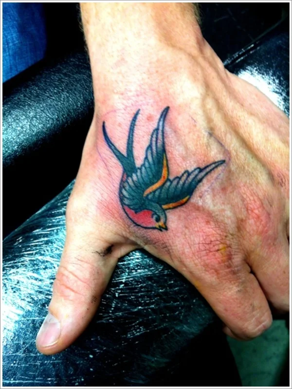 tatuaje de golondrina original