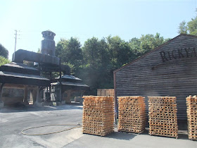 Jack Daniels distillery, kentucky, charcoal