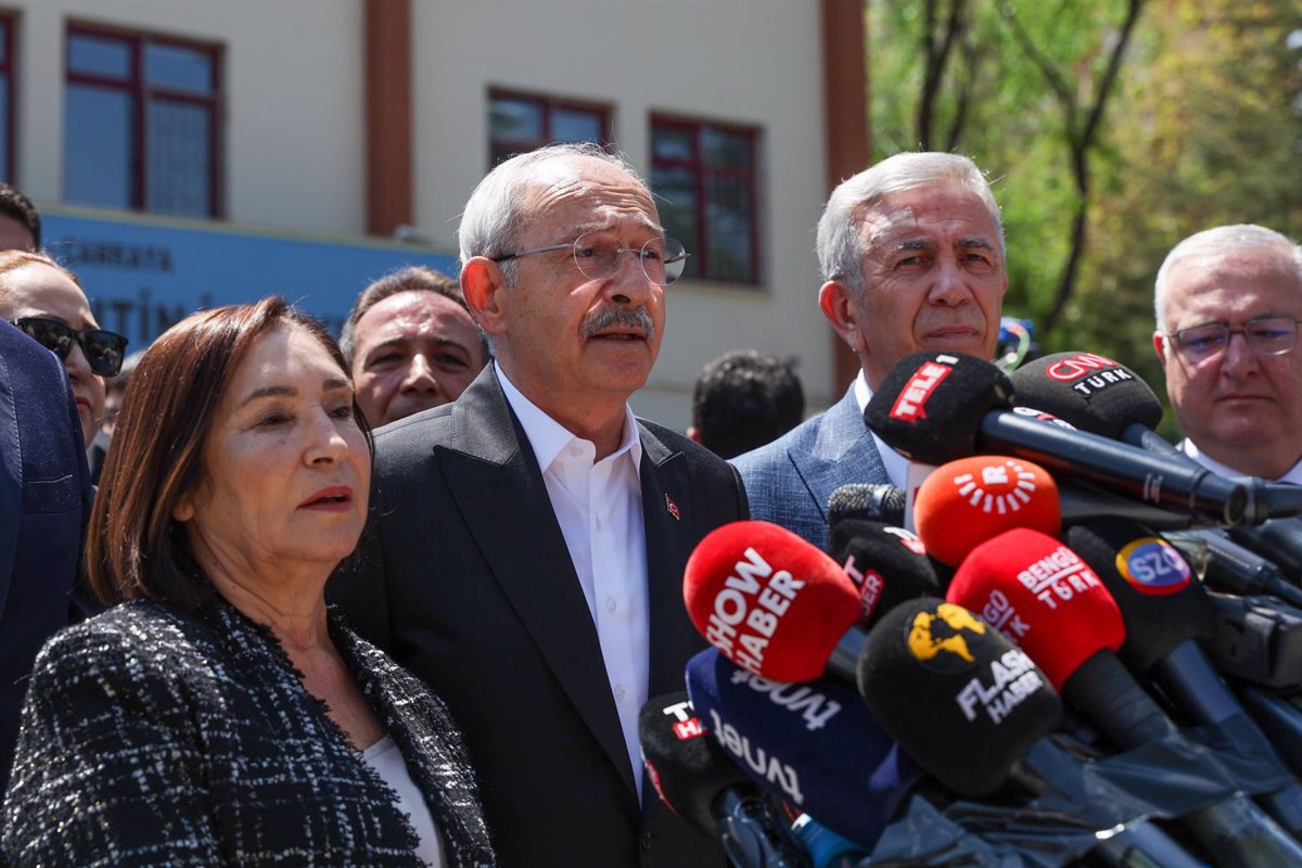 Oposición de Turquía denunció manipulación electoral y se proclama vencedora
