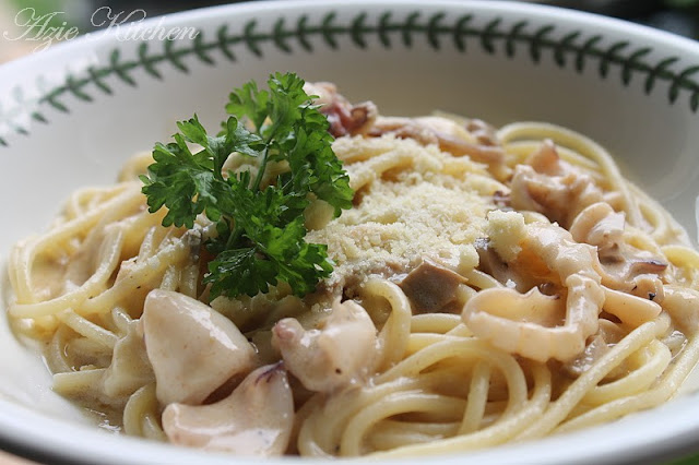 Spaghetti Carbonara Kegemaran Aween - Azie Kitchen