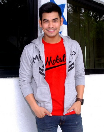 Biodata Leo Consul Lengkap Cowok  Ganteng  dan  Macho 