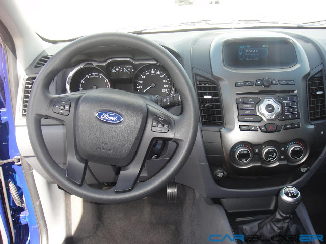 Nova Ford Ranger XLT Cabine Dupla 2.5 Flex 2013 - interior