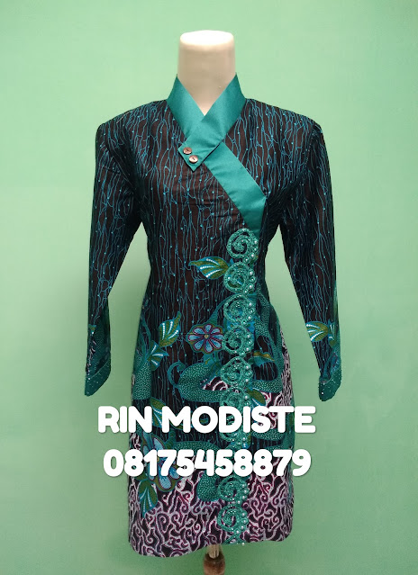 RIN Modiste Penjahit Kebaya, Gaun, Gamis, Kemeja, Seragam, Rok, Blus, Dress, Kemeja, Baju Sarimbit, Gaun Pengantin, Pakaian Muslim di Bantul, Jogjakarta