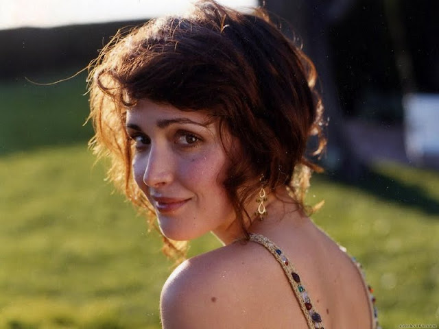 Rose Byrne exciteblogspot.blogspot.com