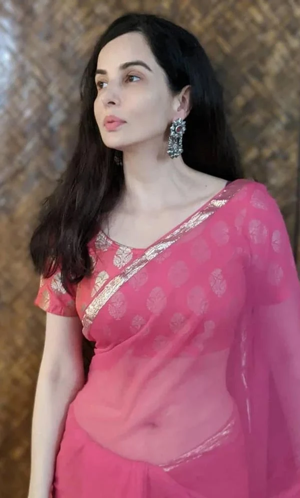 Rukhsar Rehman hot saree indian actress