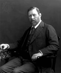 Bram Stoker: Totally looks like a Nudist lifestyler to me! ;) 