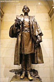 Escultura de William Francis Bartlett por Daniel Chester French en el Massachusetts State House