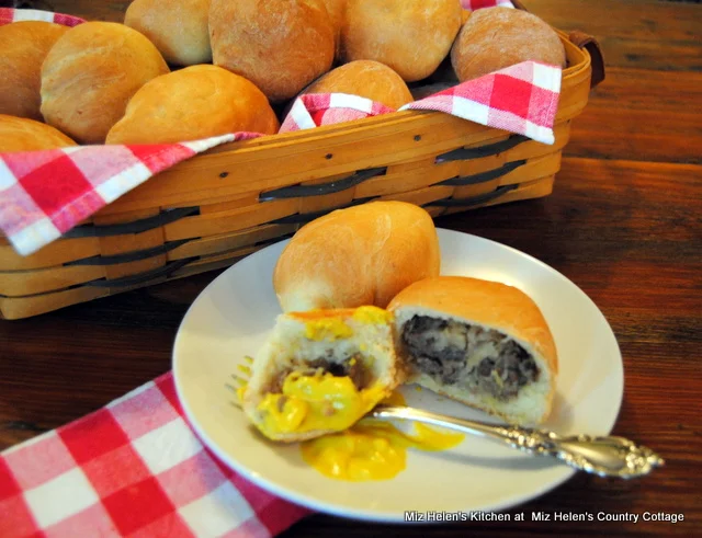 Beirocks (German Stuffed Bun) at Miz Helen's Country Cottage