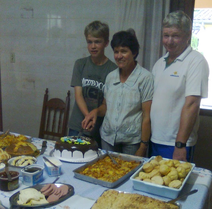 SEMINARISTAS CELEBRAM ANIVERSÁRIOS EM RIO FORTUNA