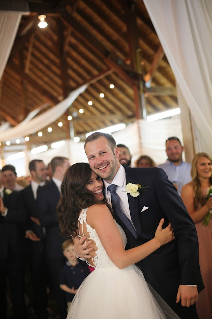 first dance at le mars iowa wedding