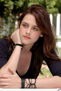 Kristen Stewart - Long hairstyle - Celebrity Hairstyle