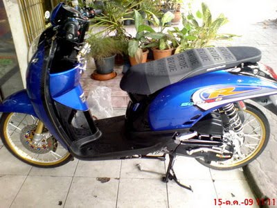  Inspirasi Modifikasi Honda Scoopy Sarboah