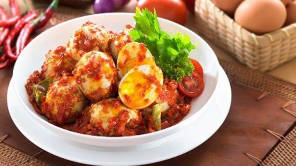 Resep Cara Membuat Telur Bumbu Balado Enak - DAPUR RESEP 