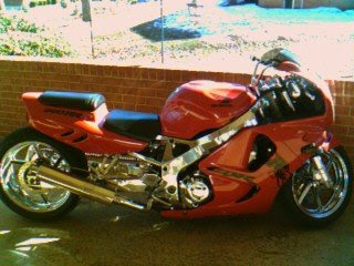 Honda CBR chrome airbrush