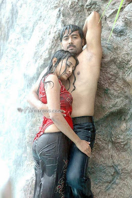 http://hotindiancouples4u.blogspot.com/