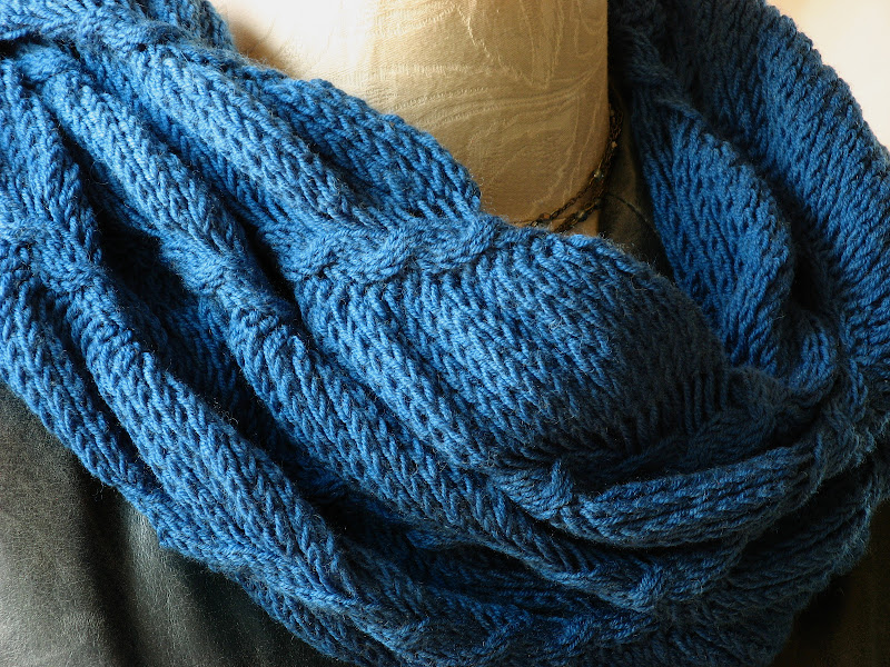 Fall for Blues cowl