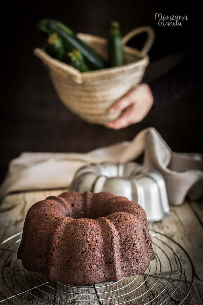 Bizcocho de cacao y calabacín.