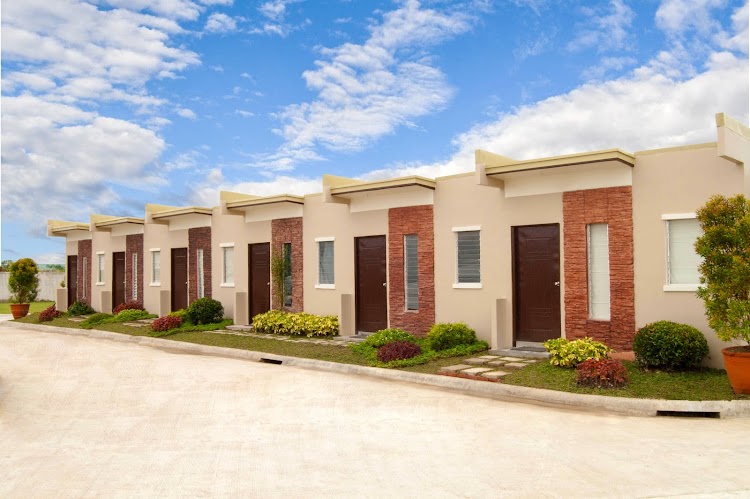 Lumina Homes gives house and lot to lucky Shopee 9.9 winner
