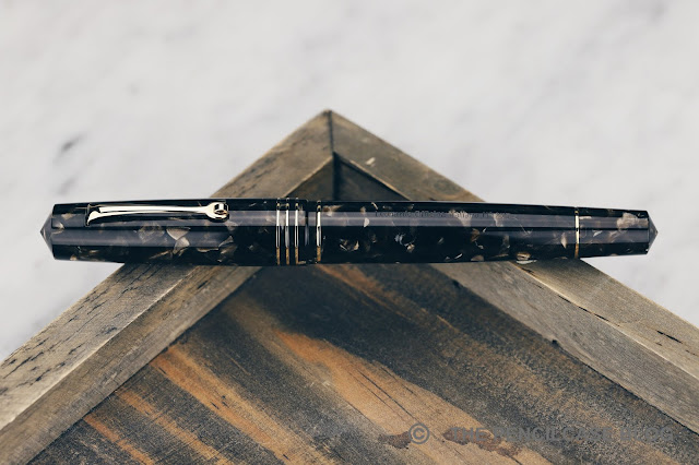 REVIEW: LEONARDO MOMENTO ZERO GRANDE FOUNTAIN PEN