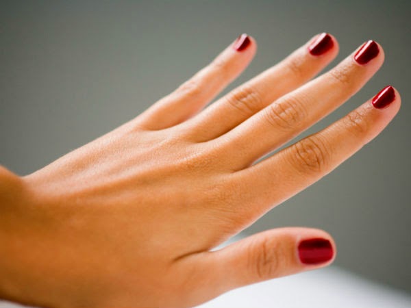 6. Home Remedies To Lighten Dark Finger Joints