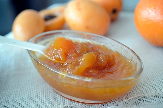 Mermelada de níspero con naranja