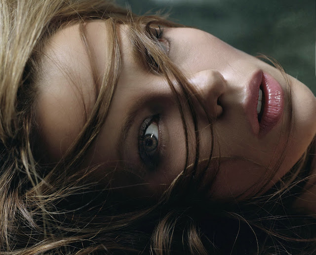 Kate Beckinsale HD Wallpapers