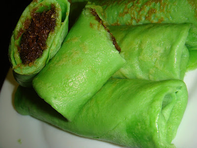 JINTAN MANIS: KUIH DADAR/ KUIH GULUNG