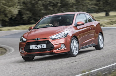 Hyundai review news Coupé i20 2016 