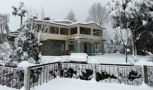 snowfall in mukteshwar