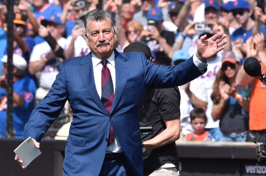 Honoring Keith Hernandez's No. 17 jersey retirement with 17