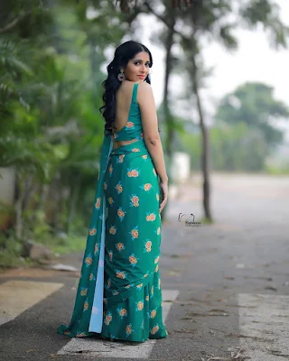 Actress Rashmi Gautam Latest Stills Gallery